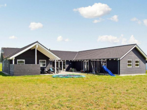 20 person holiday home in L kken